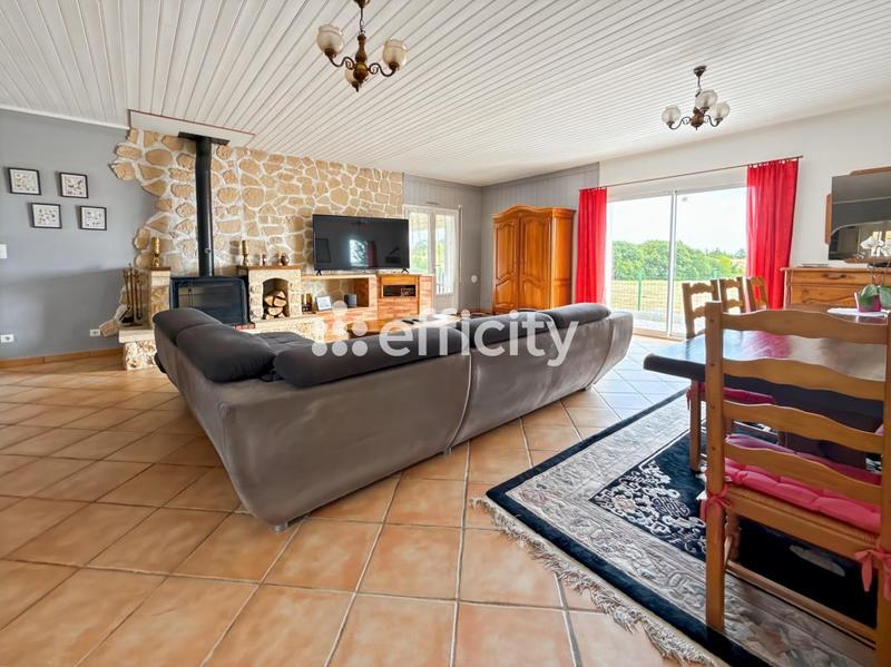 Maison - 146 m² - 6 pièces