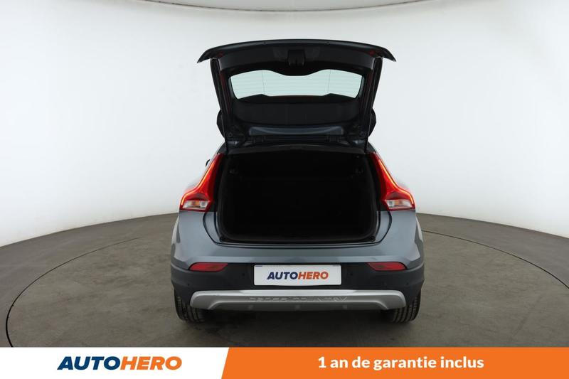 Volvo V40 Cross Country 2.0 D2 Summum Geartronic 120 ch