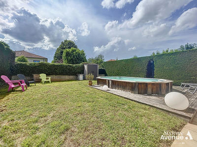 Maison - 111 m² - 6 pièces