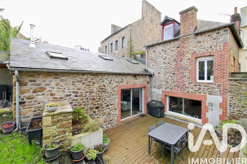 Maison de ville - 198 m² - 8 pièces