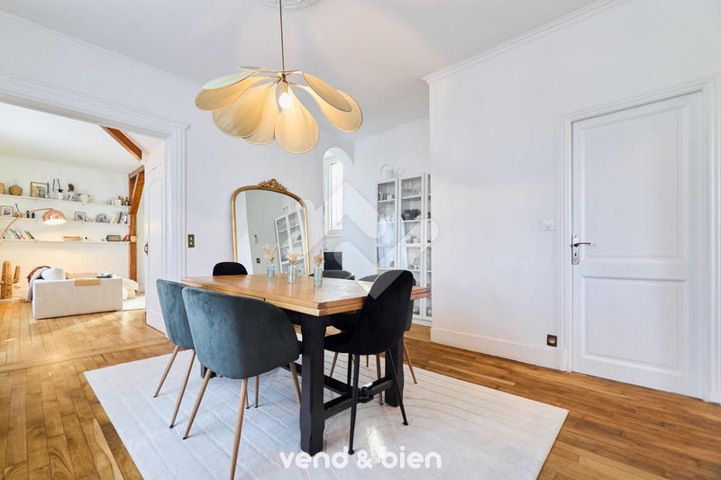 Maison - 148 m² - 5 pièces