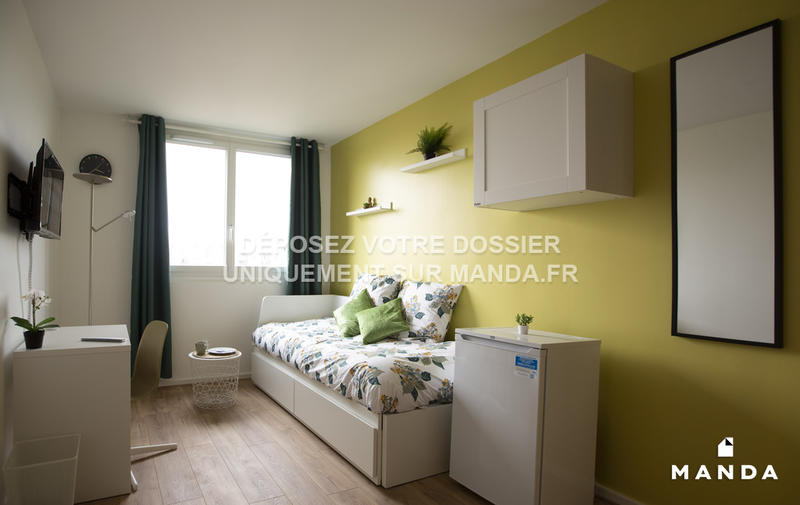 Chambre - 10 m² - 5 pièces