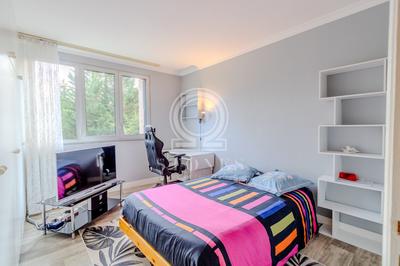 Appartement - 79 m² - 4 pièces