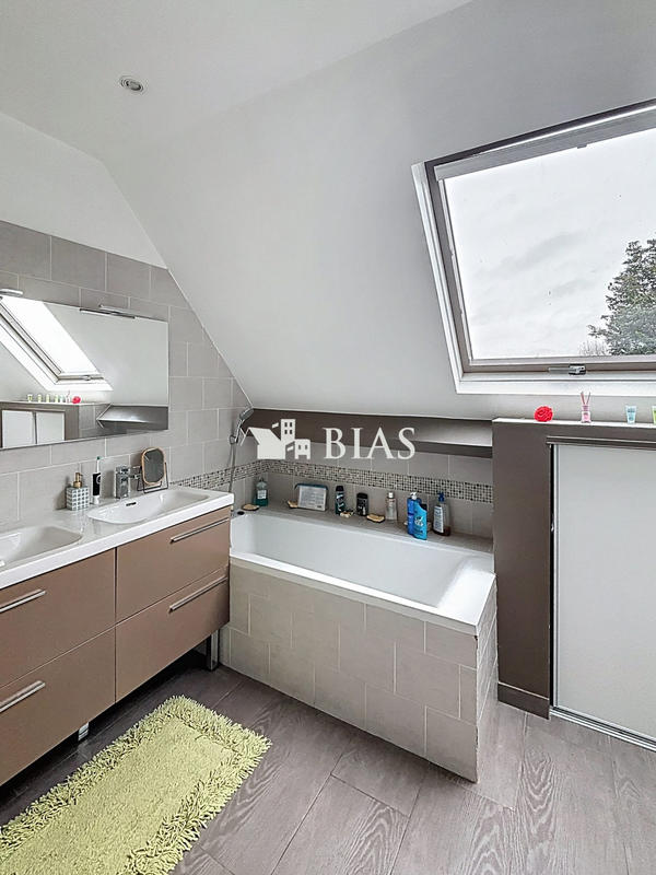 Maison - 113 m² - 5 pièces