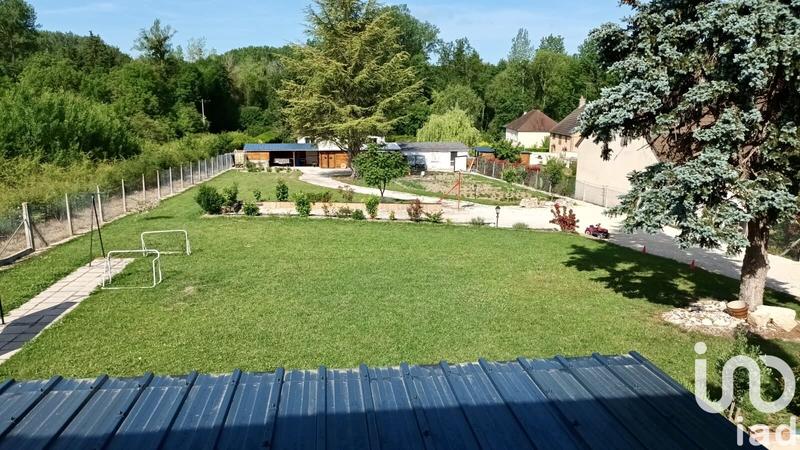 Maison - 279 m² - 11 pièces