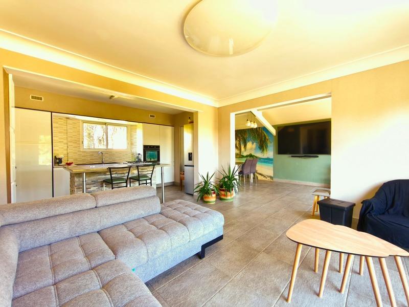 Maison - 110 m² - 4 pièces