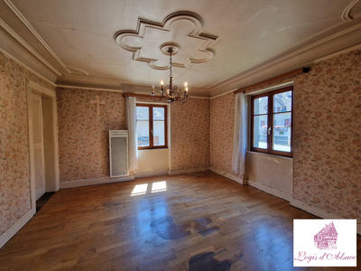 Maison - 122 m² - 6 pièces