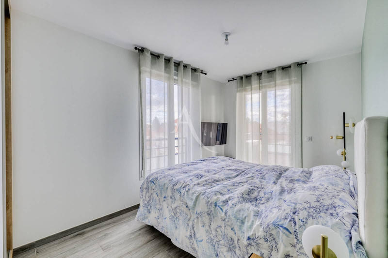 Appartement - 87 m² - 4 pièces