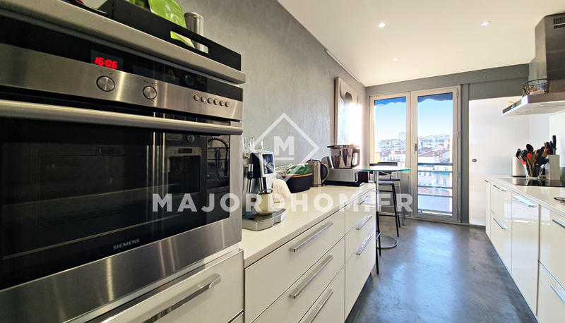 Appartement - 133 m² - 5 pièces