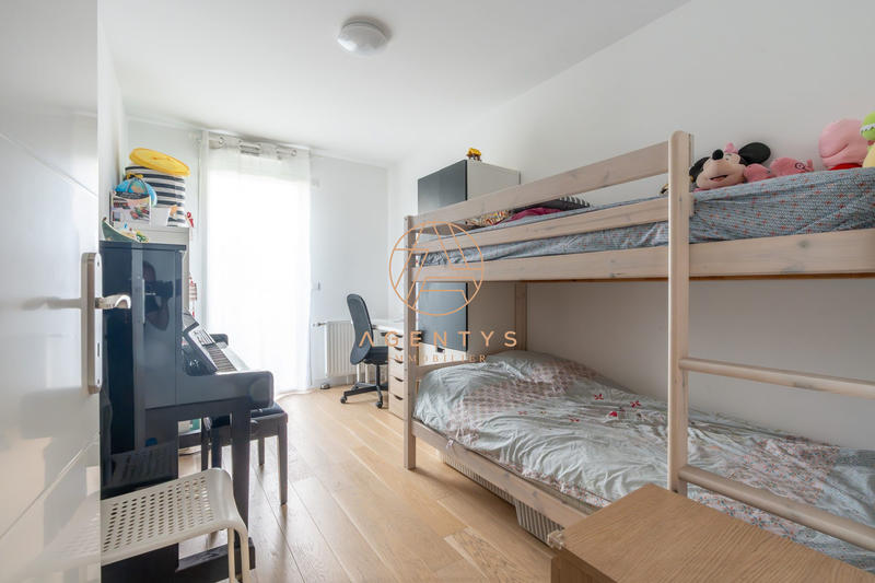 Appartement - 89 m² - 4 pièces