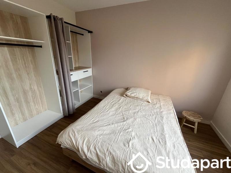 Chambre - 9 m² - 1 pièce