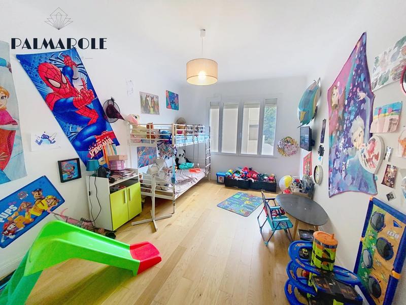 Appartement - 72 m² - 3 pièces