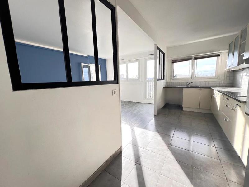 Appartement - 86 m² - 4 pièces