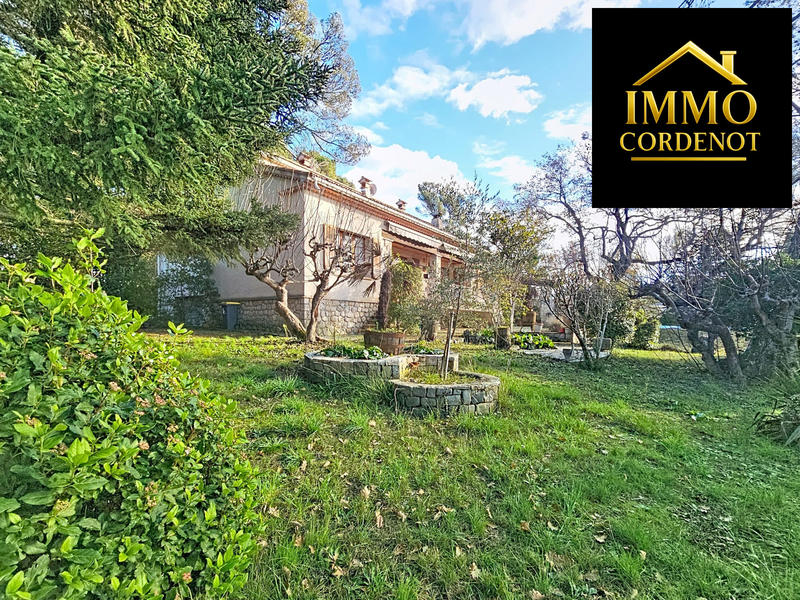 Villa - 130 m² - 5 pièces