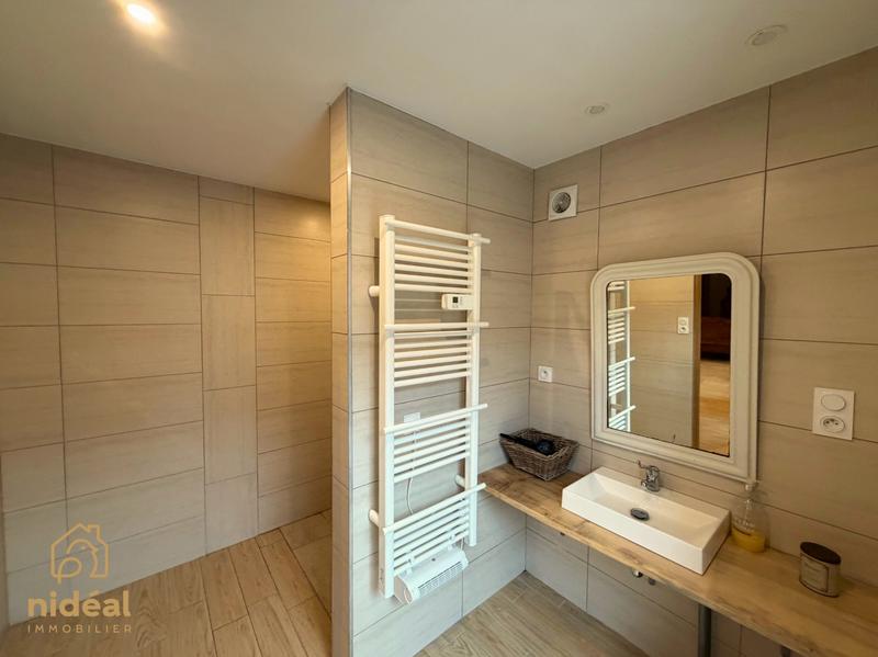 Maison - 150 m² - 7 pièces