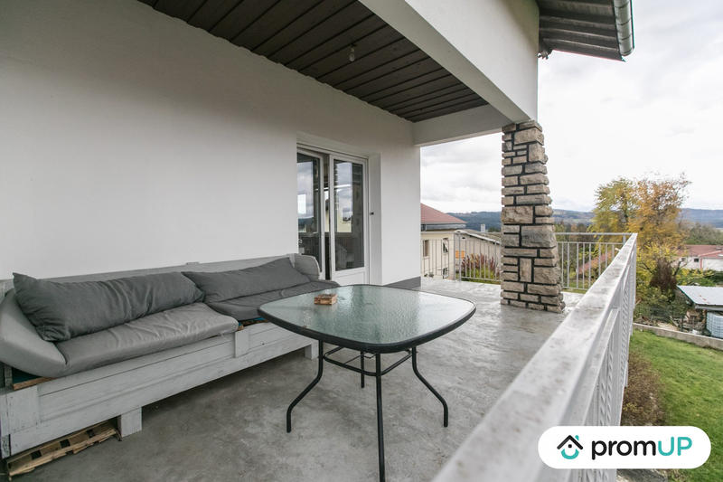 Maison contemporaine - 314 m² - 9 pièces