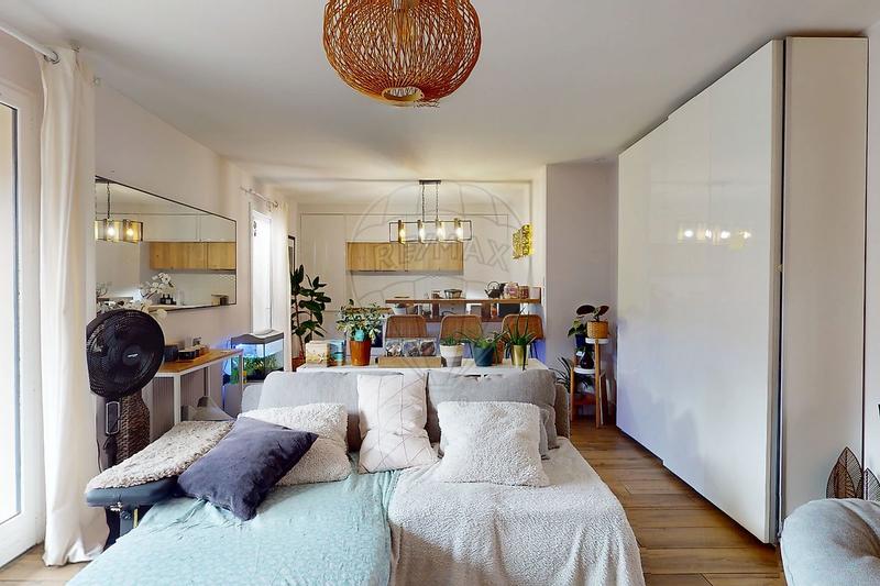 Maison - 110 m² - 4 pièces