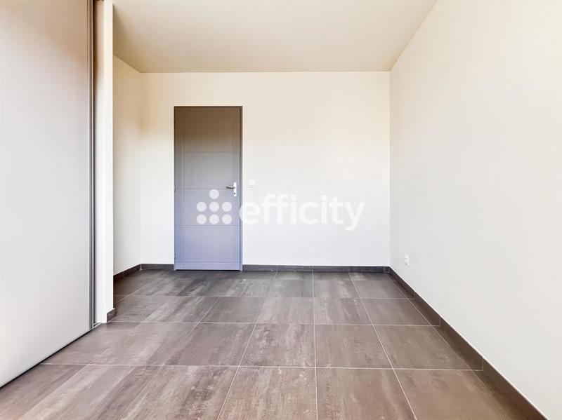 Maison - 76 m² - 4 pièces