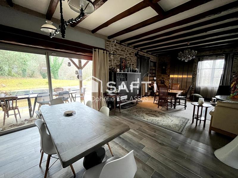 Maison - 200 m² - 7 pièces