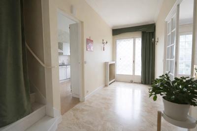 Maison - 231 m² - 8 pièces