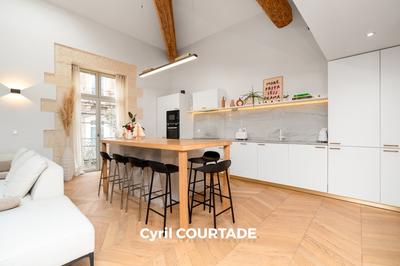 Appartement bourgeois - 130 m² - 4 pièces