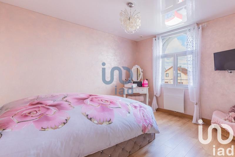 Maison - 142 m² - 6 pièces