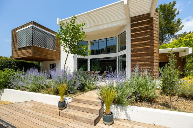 Villa - 235 m² - 2 pièces