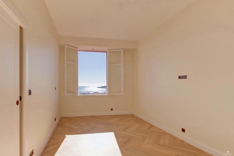 Appartement - 190 m² - 4 pièces