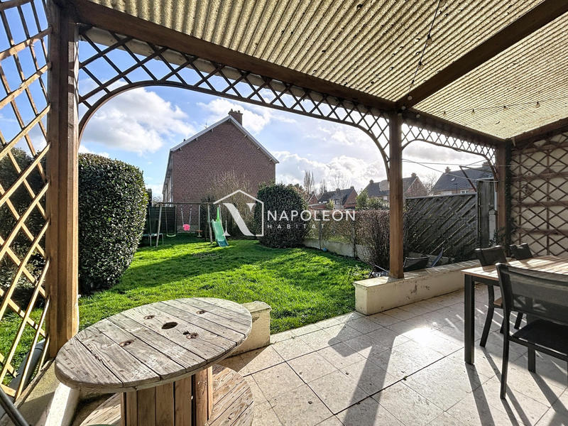 Maison - 92 m² - 5 pièces