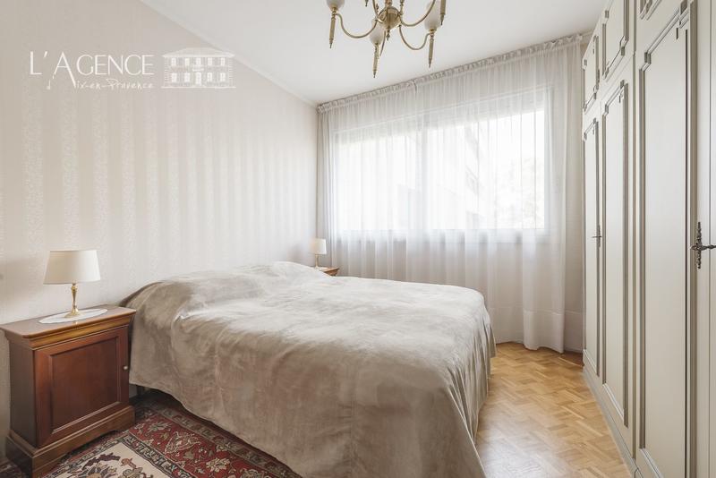 Appartement - 131 m² - 6 pièces