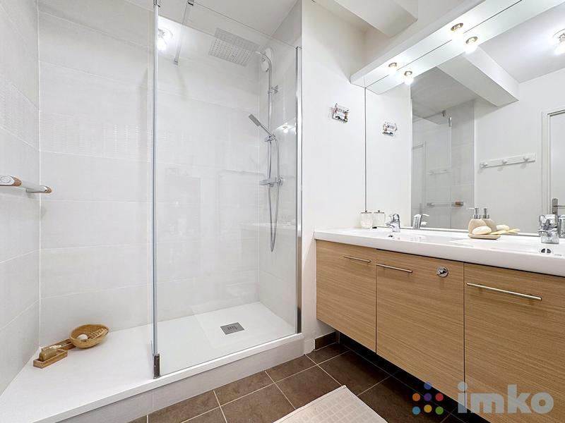 Appartement - 81 m² - 4 pièces