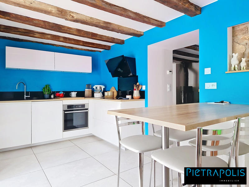 Maison ancienne - 181 m² - 7 pièces