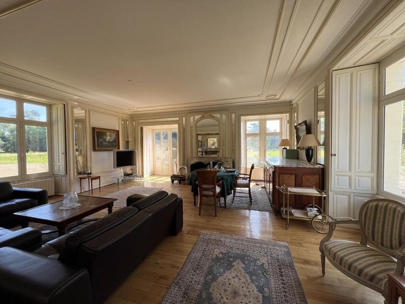 Manoir - 600 m² - 12 pièces