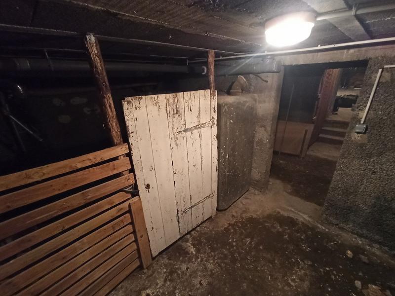 Fonds de commerce - 197 m²