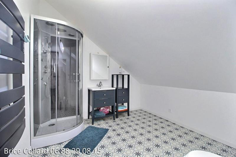 Maison - 158 m² - 8 pièces