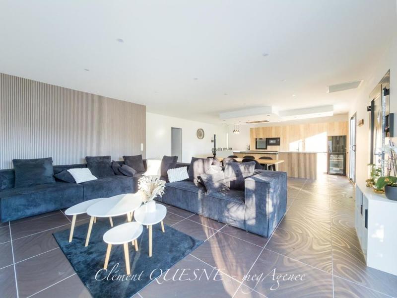 Maison - 142 m² - 6 pièces