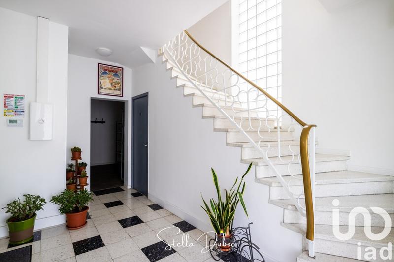 Maison de ville - 282 m² - 9 pièces