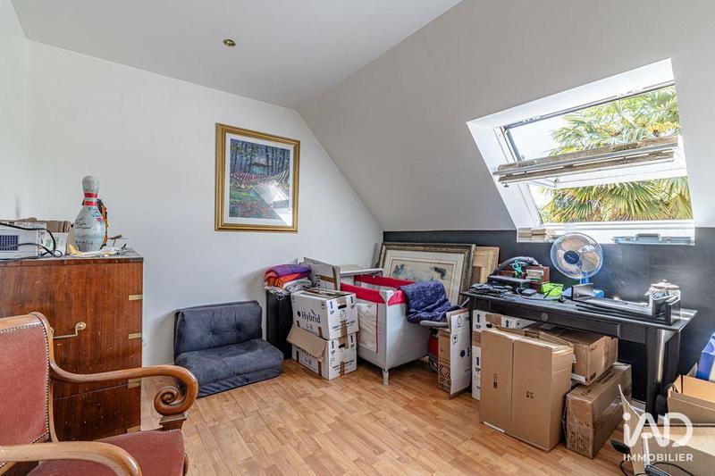 Maison - 225 m² - 6 pièces