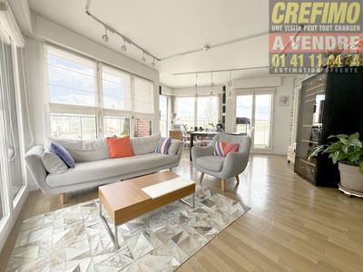 Appartement - 90 m² - 4 pièces