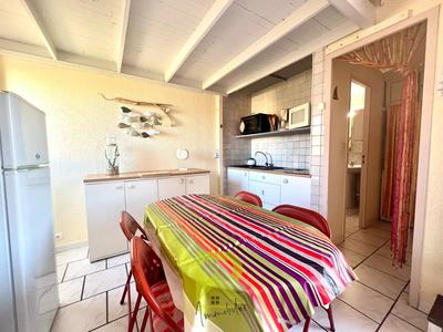 Studio - 27 m² - 1 pièce