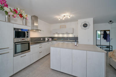 Appartement - 87 m² - 4 pièces