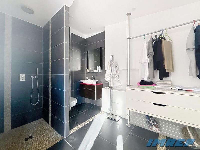 Maison - 188 m² - 5 pièces