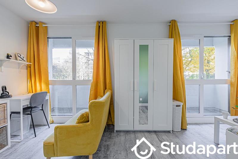 Chambre - 10 m² - 1 pièce