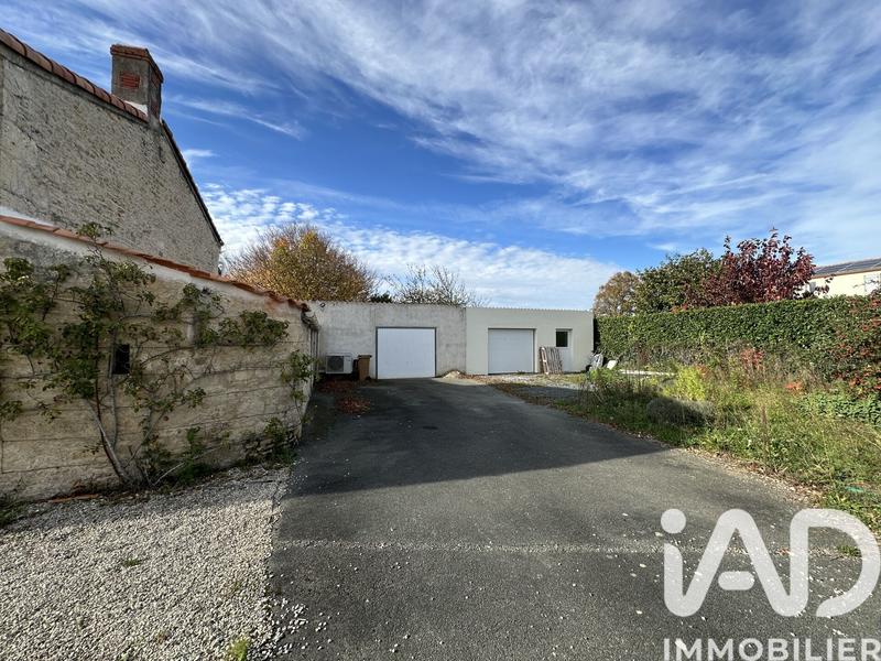 Maison - 209 m² - 8 pièces