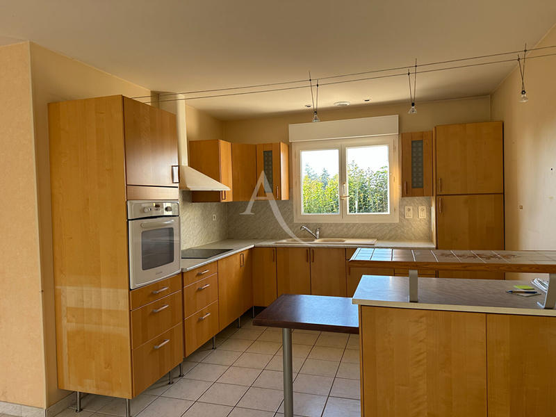 Maison - 135 m² - 5 pièces