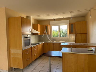 Maison - 135 m² - 5 pièces