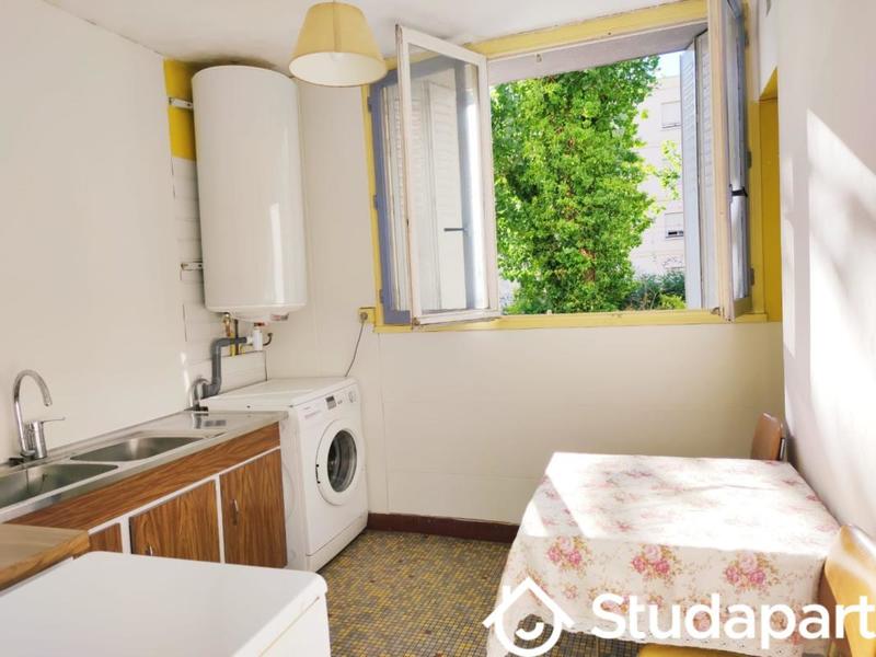 Chambre - 10 m² - 1 pièce