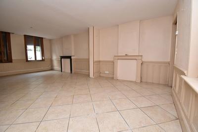 Maison de ville - 150 m² - 70 pièces