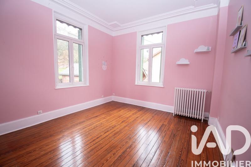 Maison - 247 m² - 9 pièces