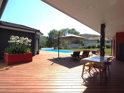 Maison - 232 m² - 8 pièces